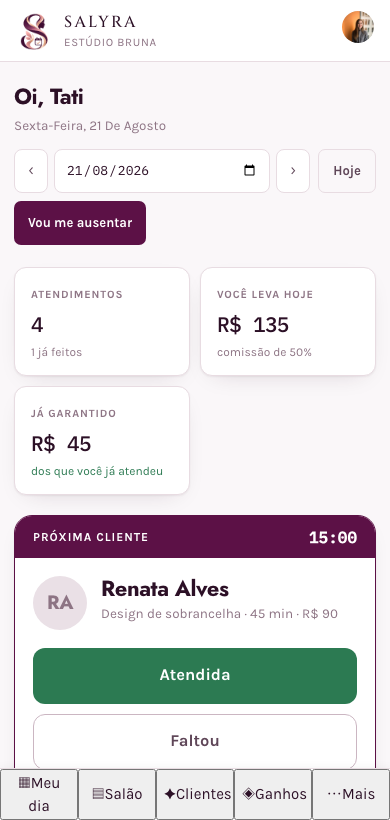 Painel da profissional no celular